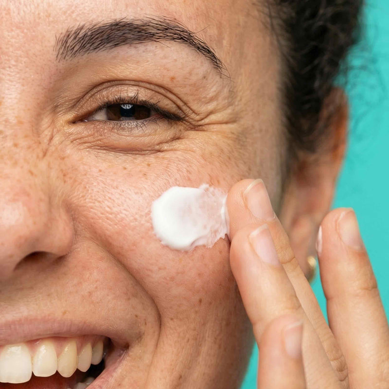 Fluide Solaire Lacté SPF50+ – Visage & Corps