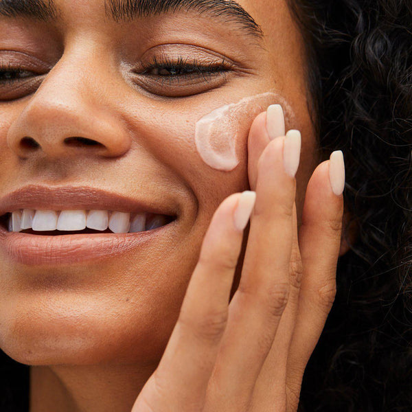 Base de Teint Éclat « Re » Evolve Radiance Locking Primer